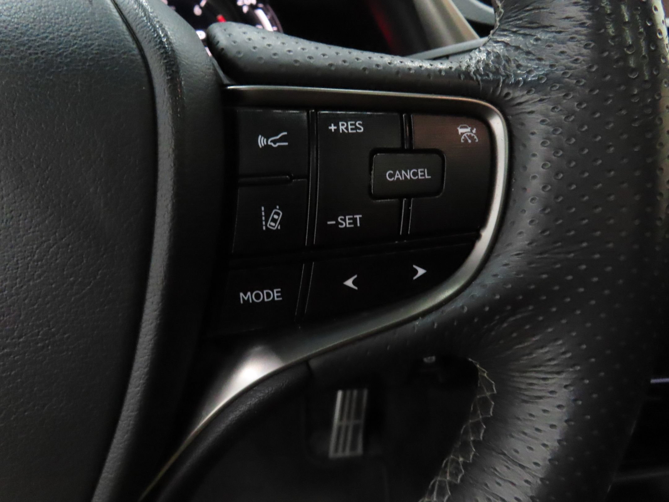 Used 2019 Lexus ES 350 F Sport w/ Accessory Package 2 FWD image 14