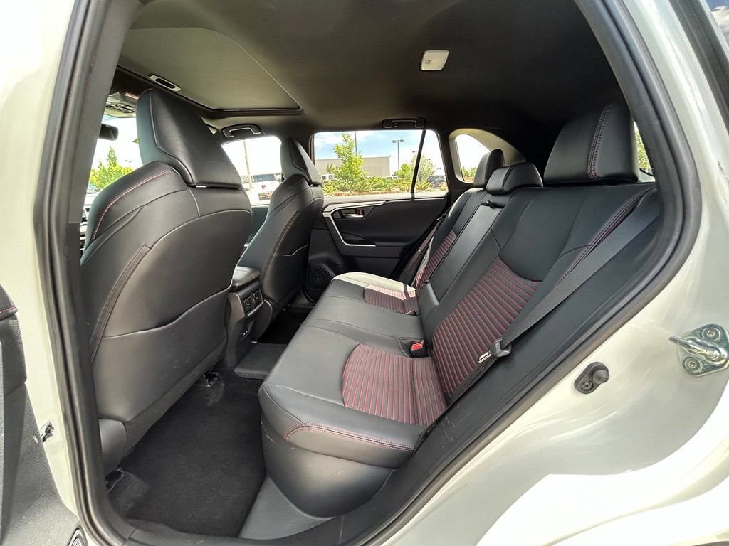 Used 2022 Toyota RAV4 XSE AWD/4WD image 26