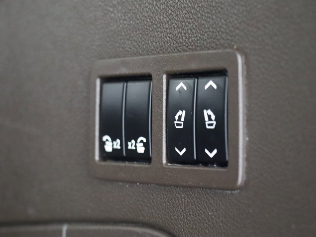 Used 2019 GMC Yukon Denali w/ Denali Ultimate Package image 53