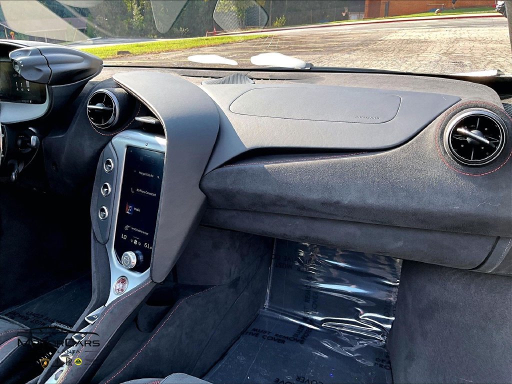 Used 2024 McLaren 750S Spider RWD image 14