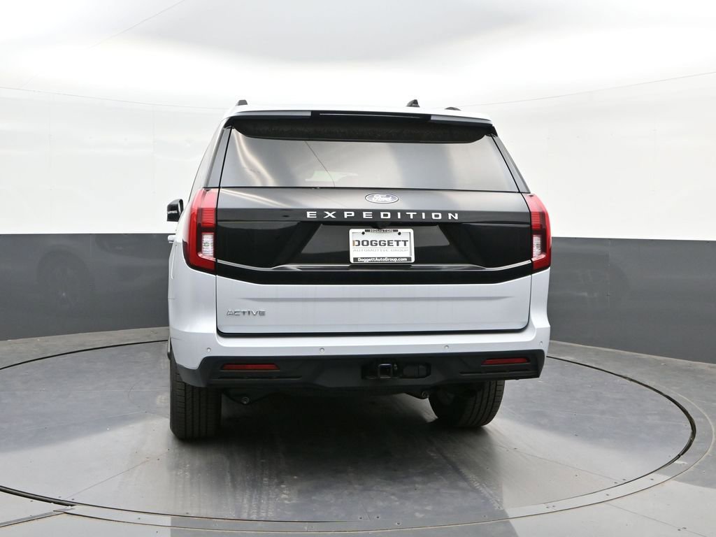 New 2026 Ford Expedition Active RWD image 8