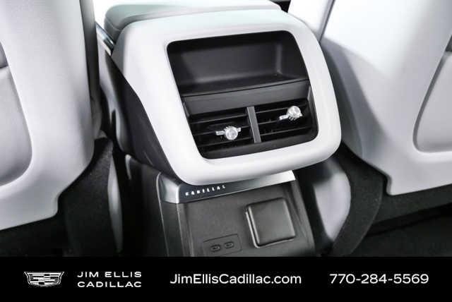 Used 2024 Cadillac Lyriq Sport AWD/4WD image 19