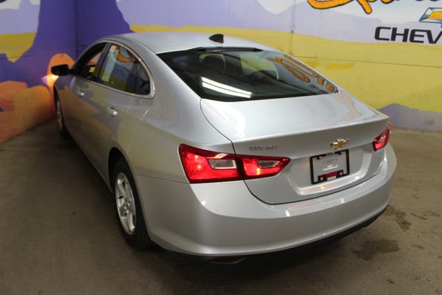 Used 2018 Chevrolet Malibu LS FWD image 6