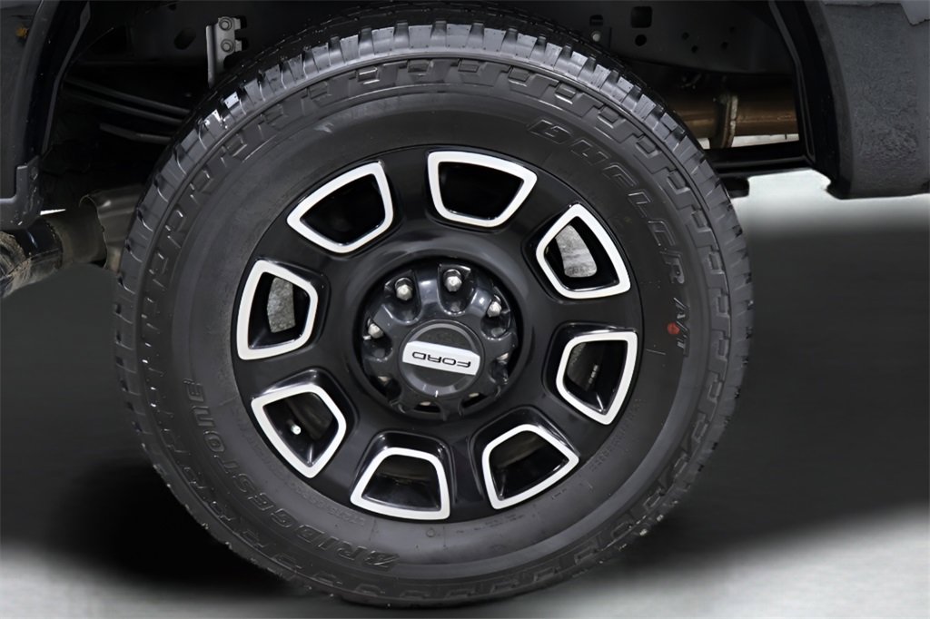 Used 2025 Ford F250 Platinum image 10