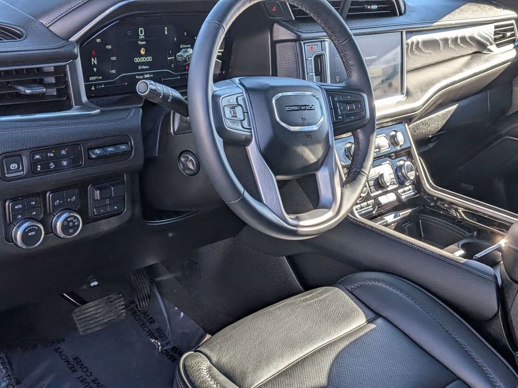 Used 2024 GMC Yukon XL Denali w/ Max Trailering Package AWD/4WD image 16