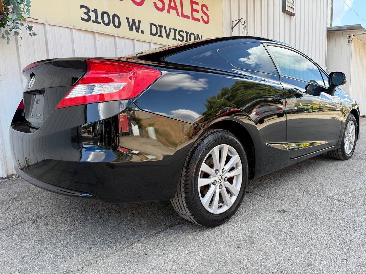 Used 2012 Honda Civic EX-L image 4