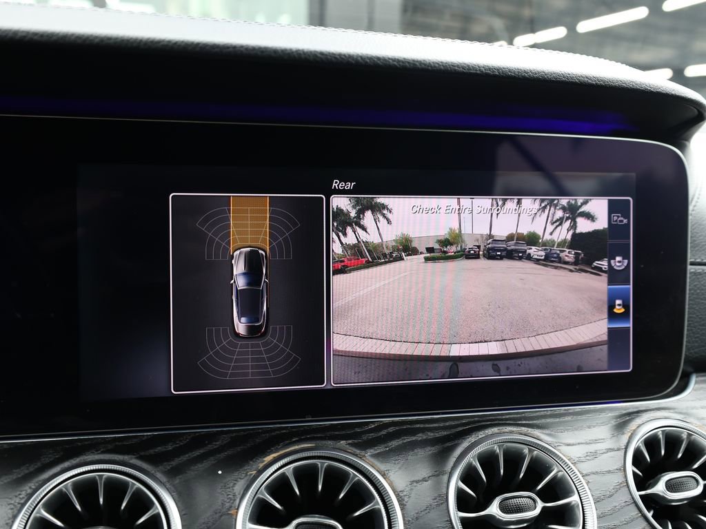 Used 2018 Mercedes-Benz E 400 E 400 image 32