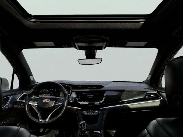 Used 2024 Cadillac XT6 Sport w/ Technology Package image 41