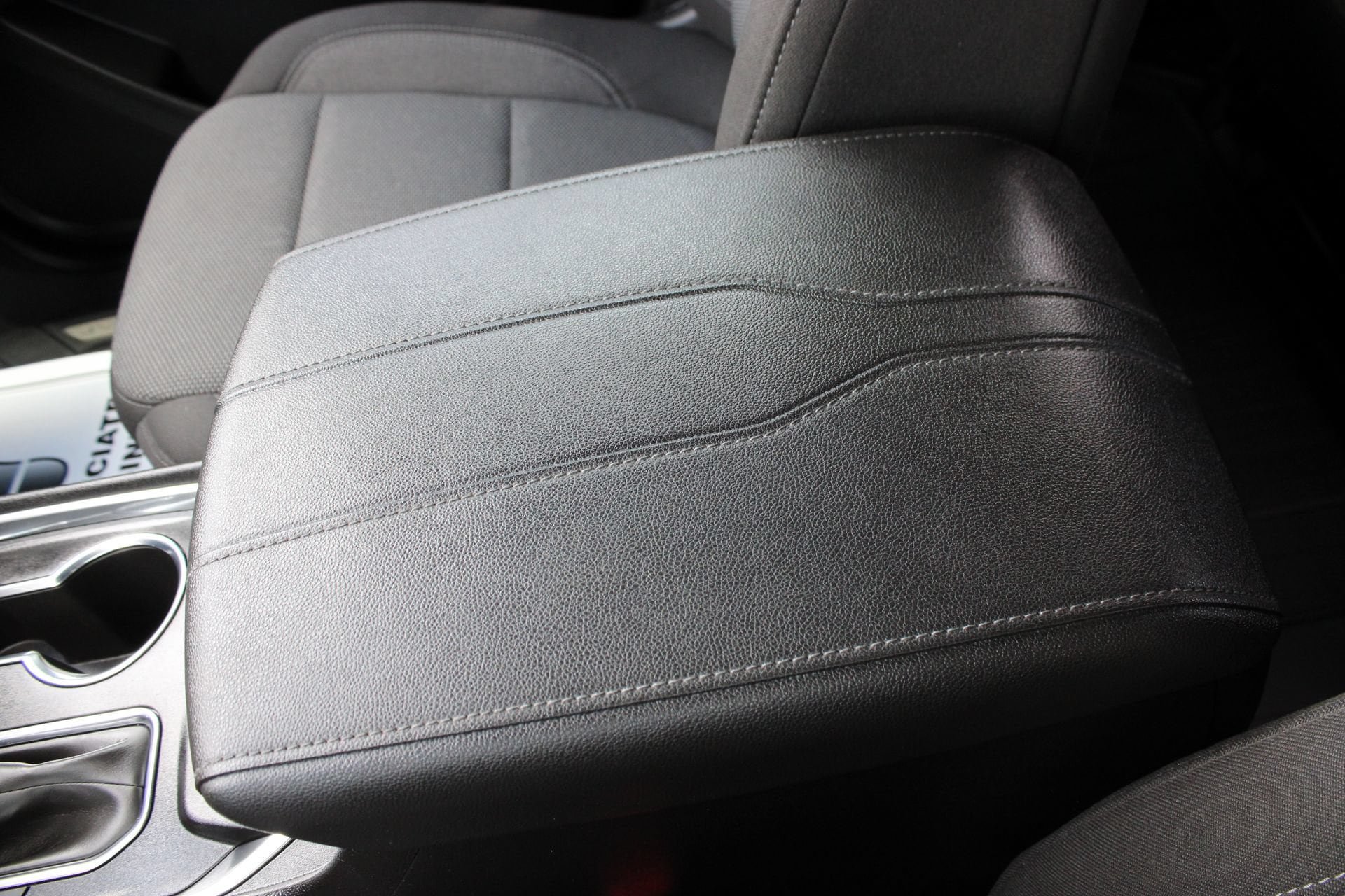 Used 2023 Chevrolet Traverse LT FWD image 43