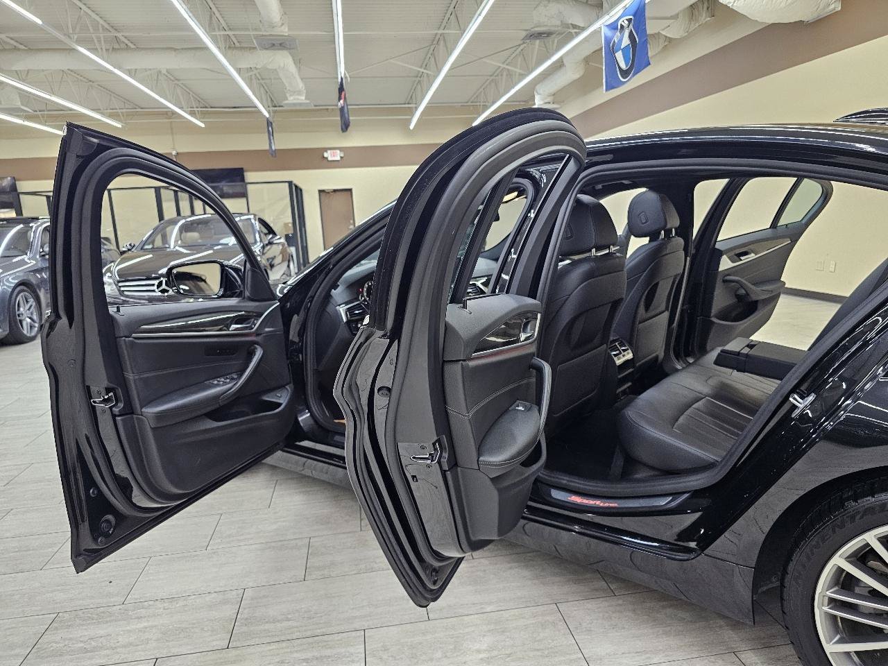 Used 2017 BMW 530i RWD image 15