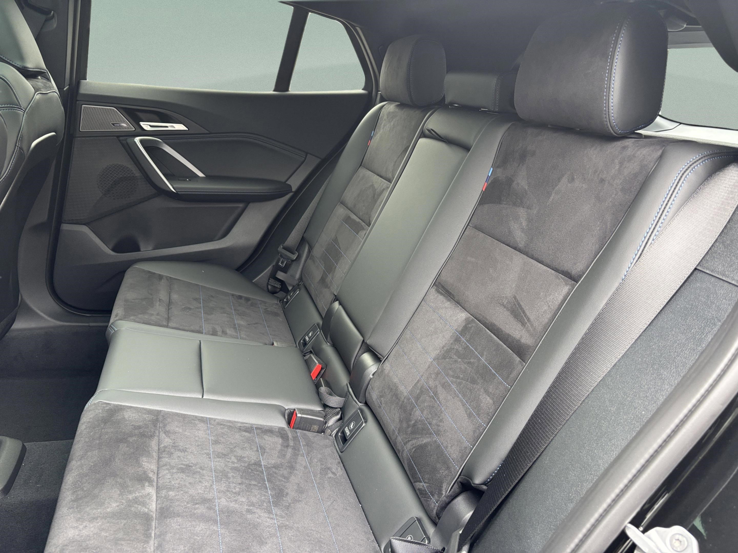 Used 2026 BMW X2 xDrive28i w/ Technology Package image 15