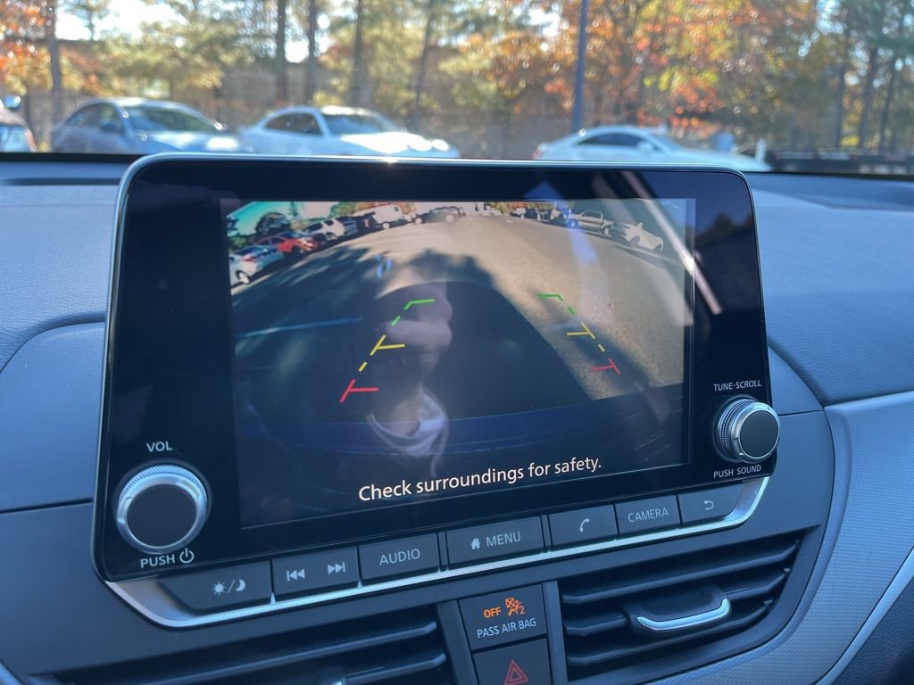 New 2025 Nissan Altima 2.5 SR image 9