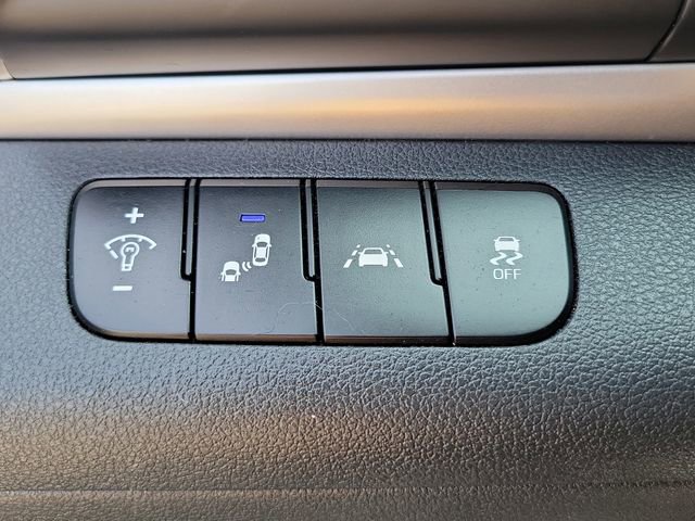 Used 2019 Hyundai Elantra Limited w/ Ultimate Package 02 FWD image 20