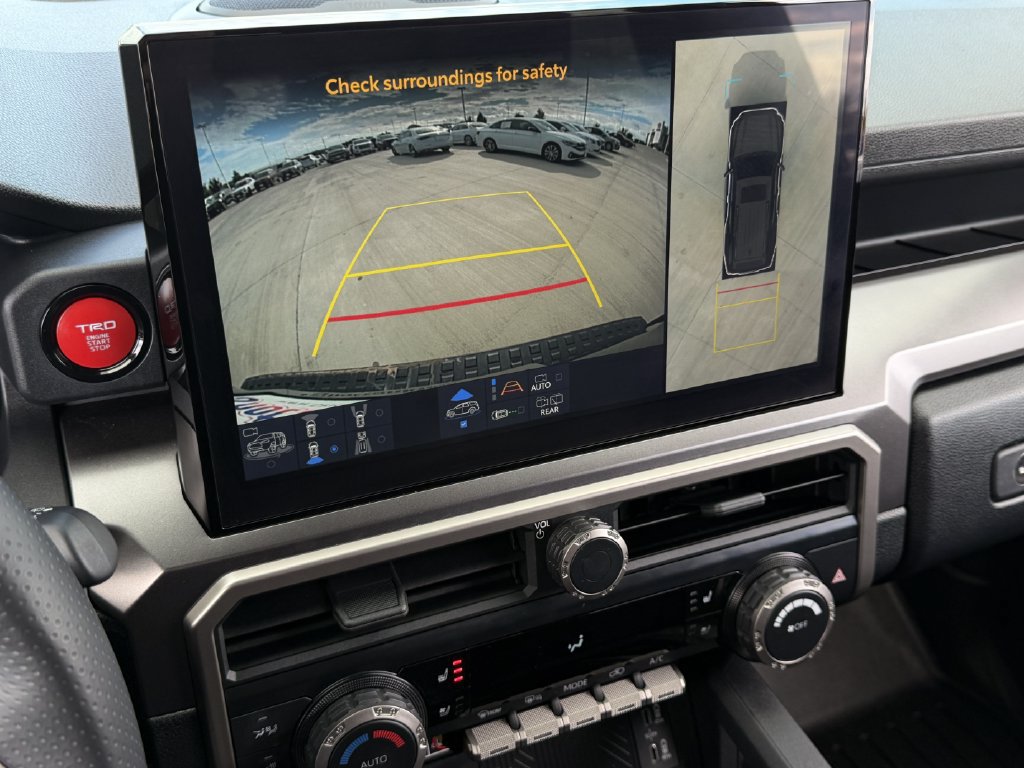 Used 2025 Toyota 4Runner TRD Sport Premium w/ Tow Technology Package AWD/4WD image 18