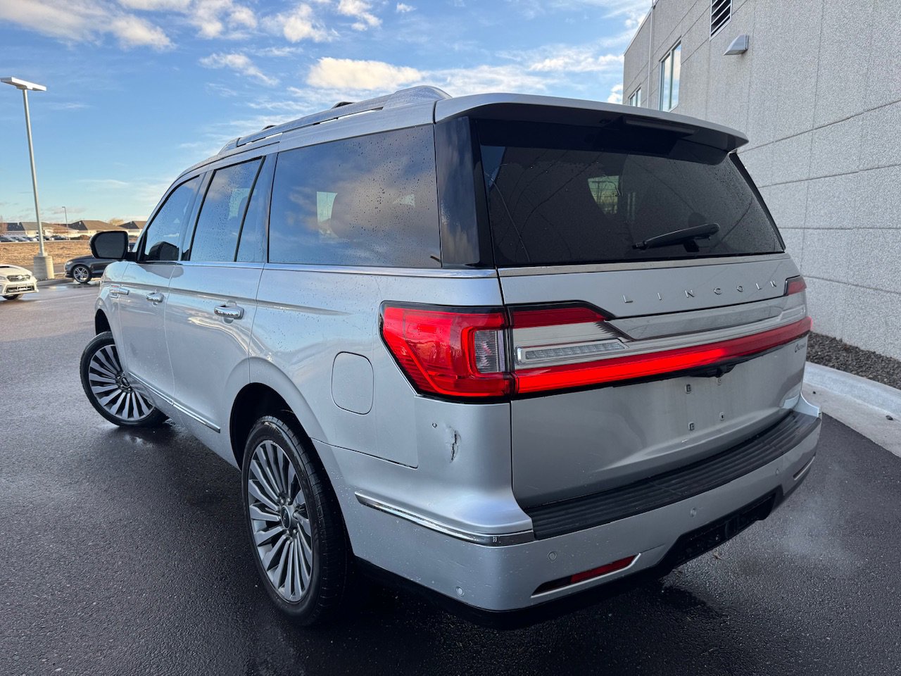 Used 2018 Lincoln Navigator Reserve w/ Technology Package image 3