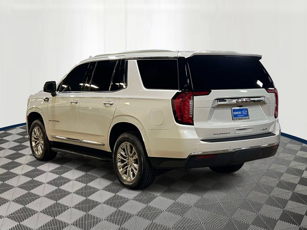 Used 2021 GMC Yukon SLT w/ SLT Premium Package AWD/4WD image 3