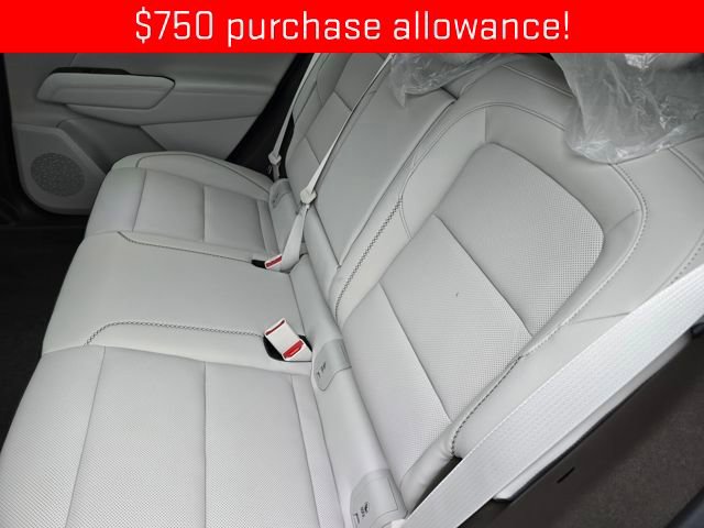 New 2026 GMC Terrain Denali w/ LPO, Floor Liner Package image 5