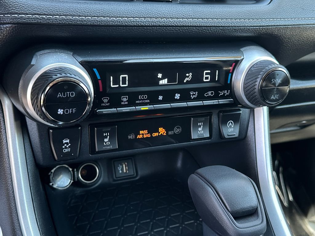 Used 2023 Toyota RAV4 XLE w/ Convenience Package image 26