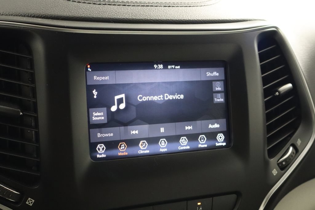 Used 2020 Jeep Cherokee Latitude Lux w/ Quick Order Package 26H Lux FWD image 30
