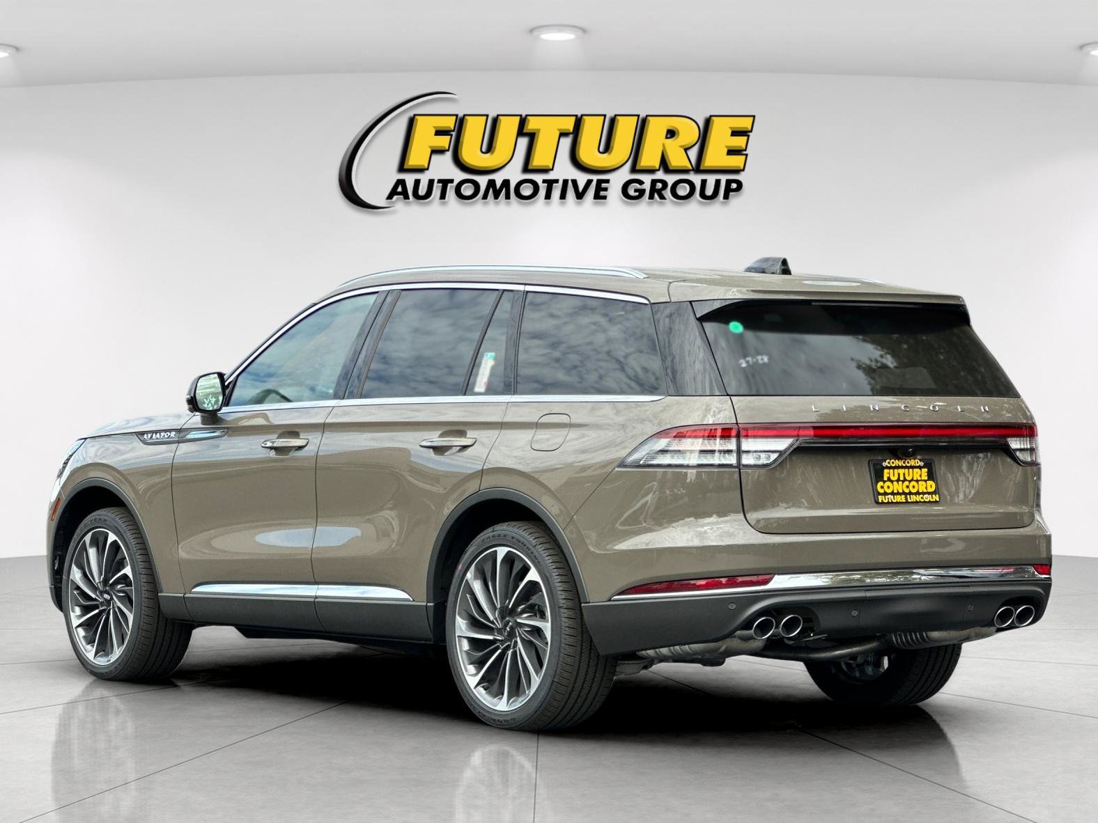 New 2026 Lincoln Aviator Reserve AWD/4WD image 5