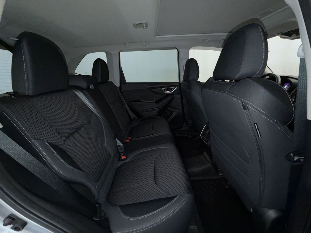 Used 2023 Subaru Forester Premium AWD/4WD image 17