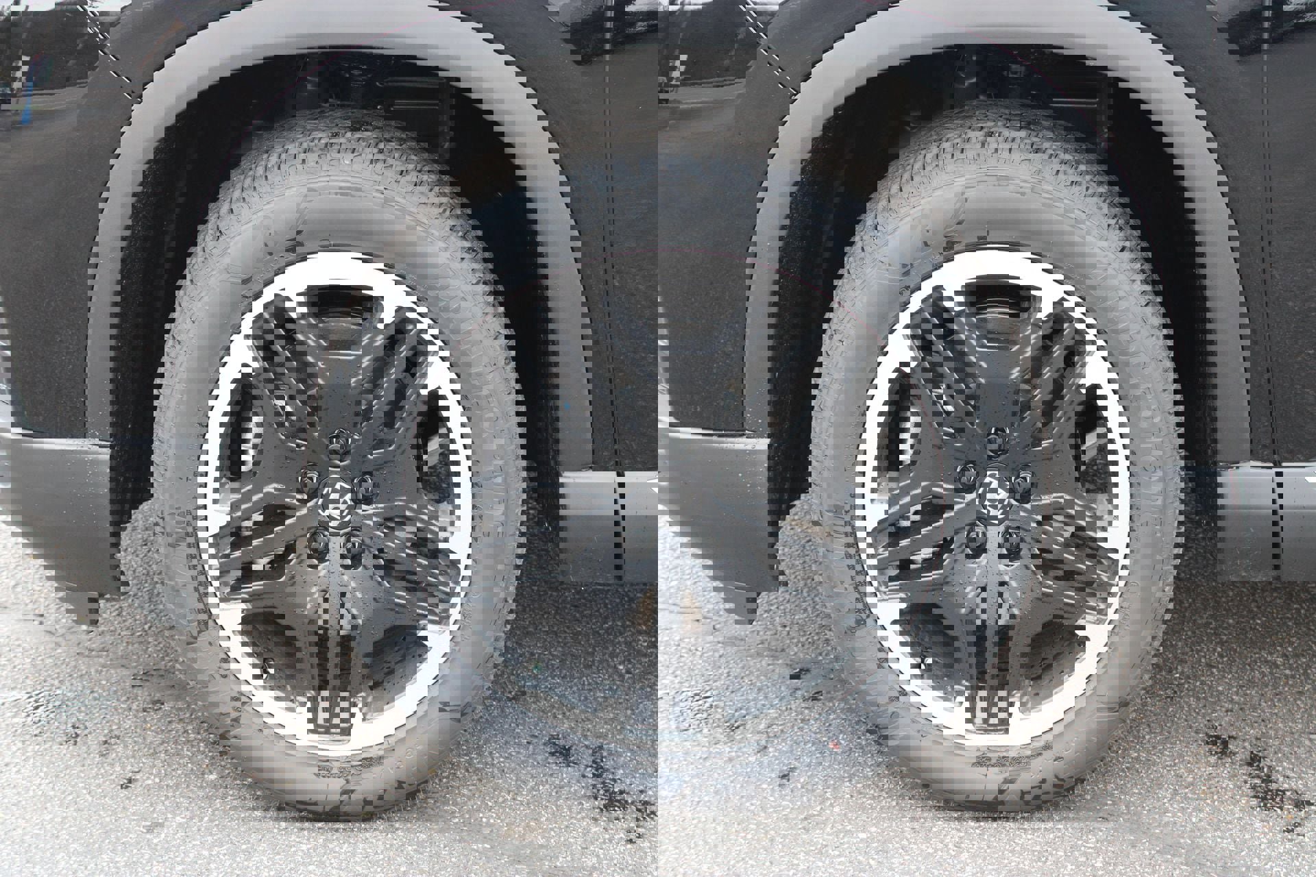 New 2026 Honda Pilot Touring image 13