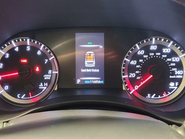 Used 2022 Toyota Highlander L FWD image 12