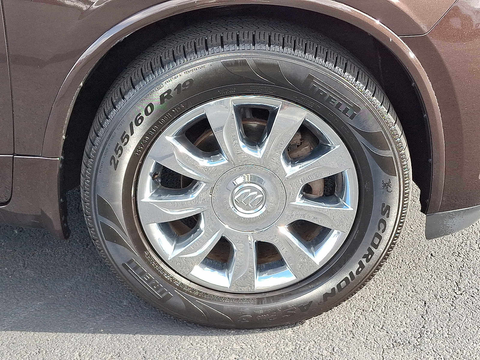 Used 2017 Buick Enclave Leather image 9