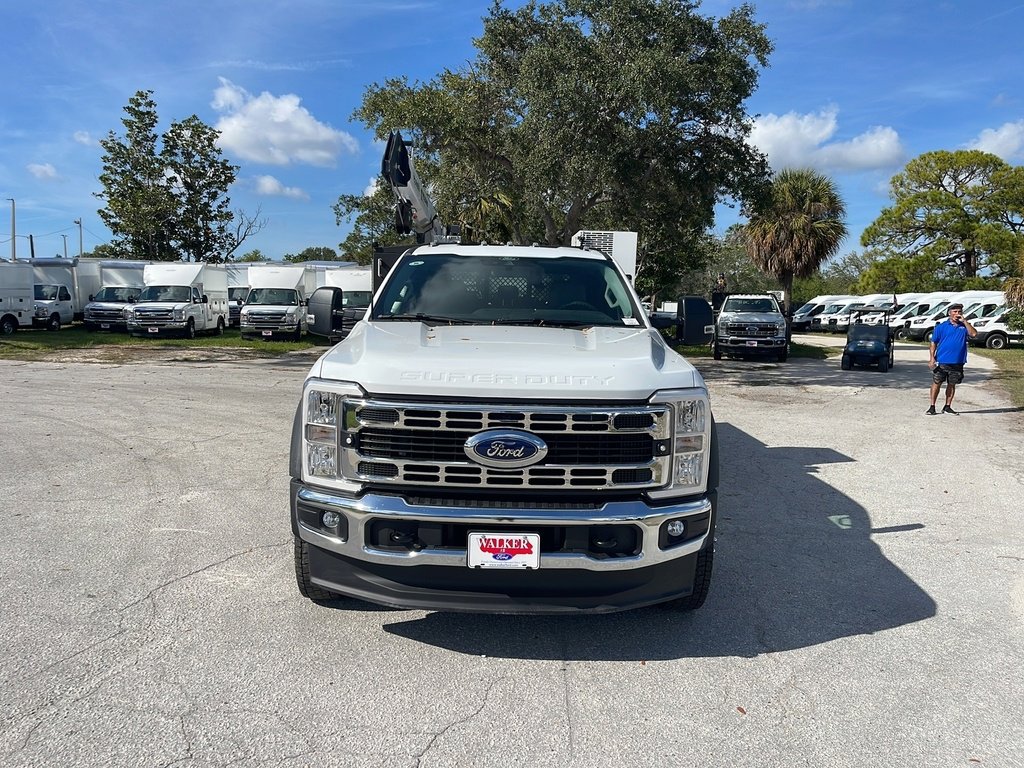 New 2026 Ford F550 4x4 SuperCab Super Duty image 3