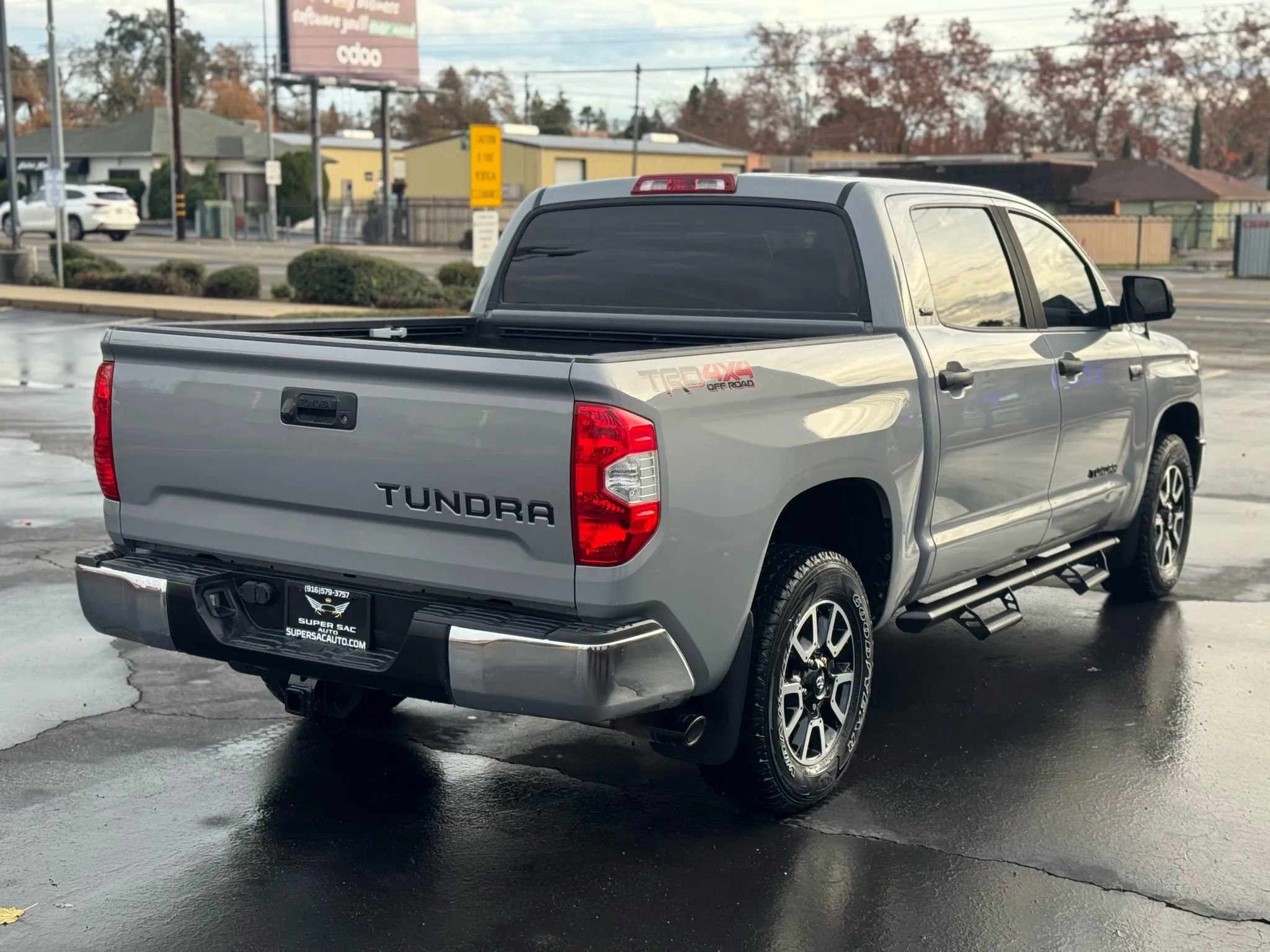 Used 2019 Toyota Tundra SR5 w/ TRD Off Road Package image 6