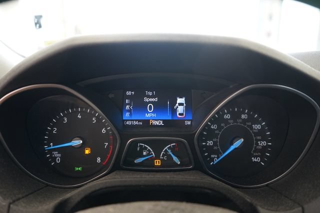 Certified 2017 Ford Focus SE w/ Cold Weather Package FWD image 20
