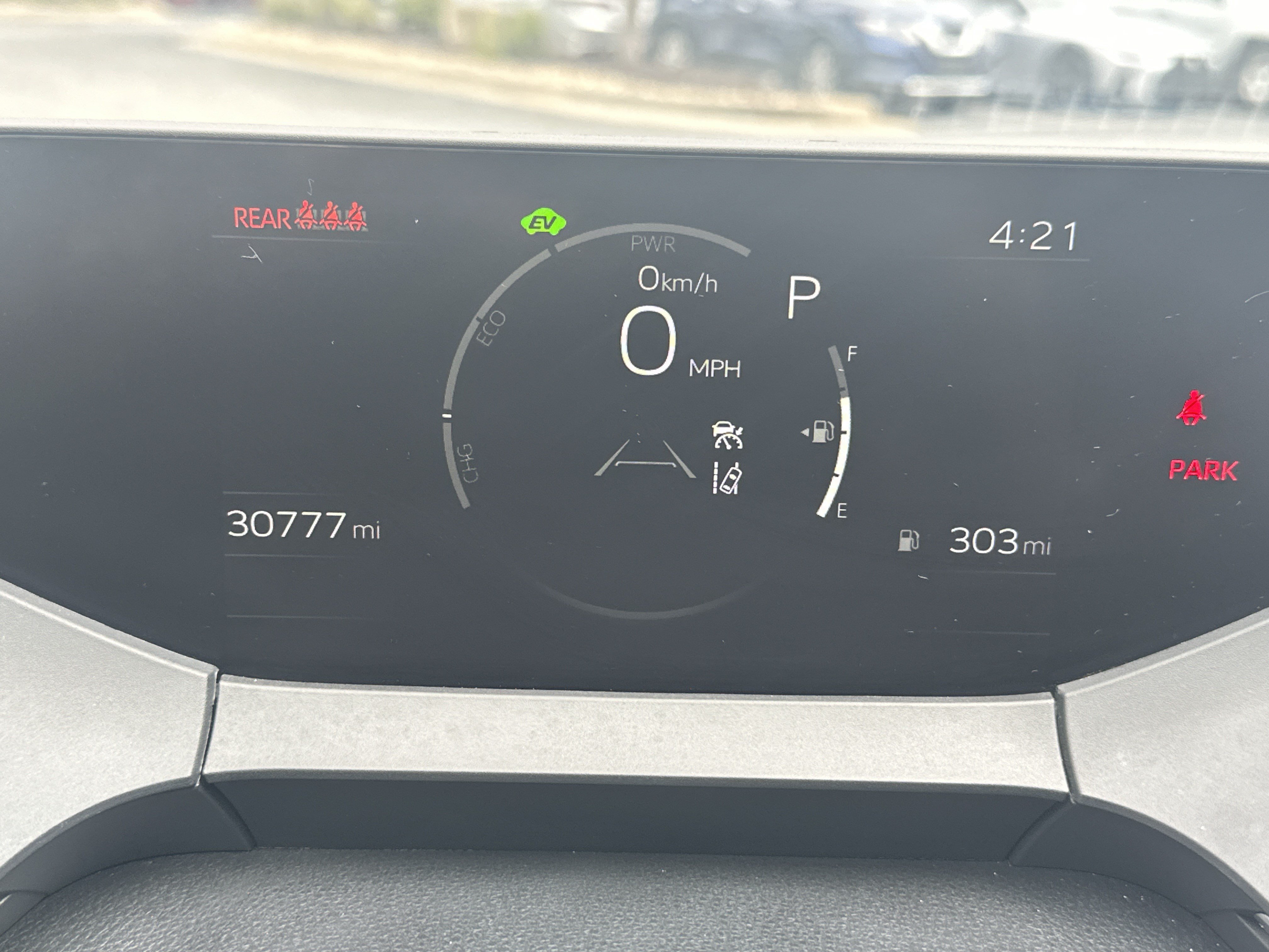 Used 2025 Toyota Prius LE FWD image 20
