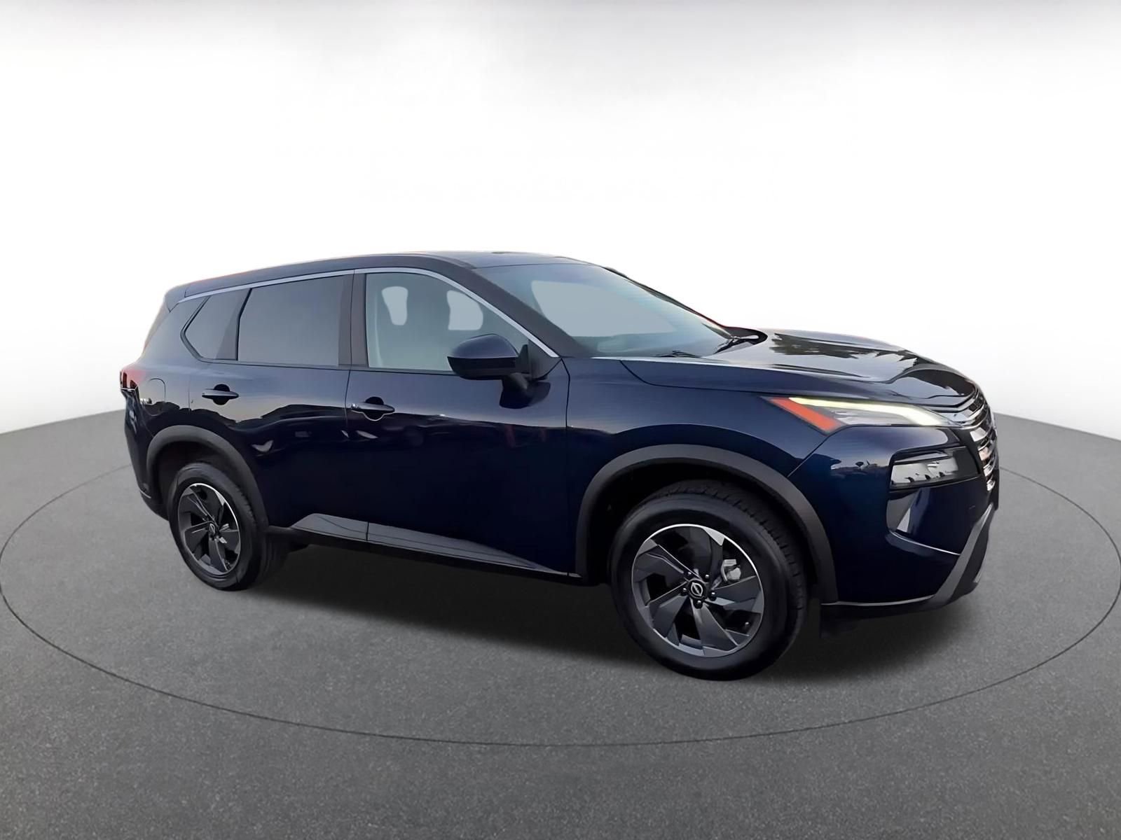 Used 2025 Nissan Rogue SV video 2