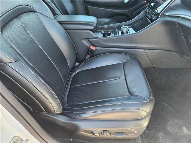 Used 2023 Jeep Grand Cherokee L Limited w/ Luxury Tech Group II AWD/4WD image 24