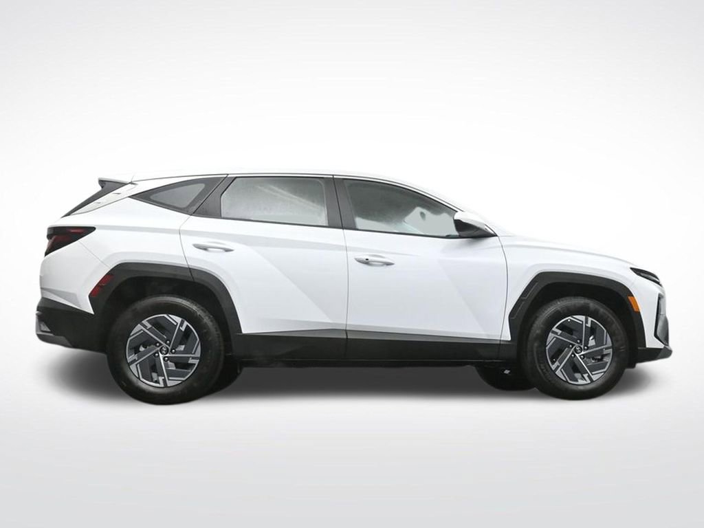 New 2026 Hyundai Tucson Blue SE AWD/4WD image 15