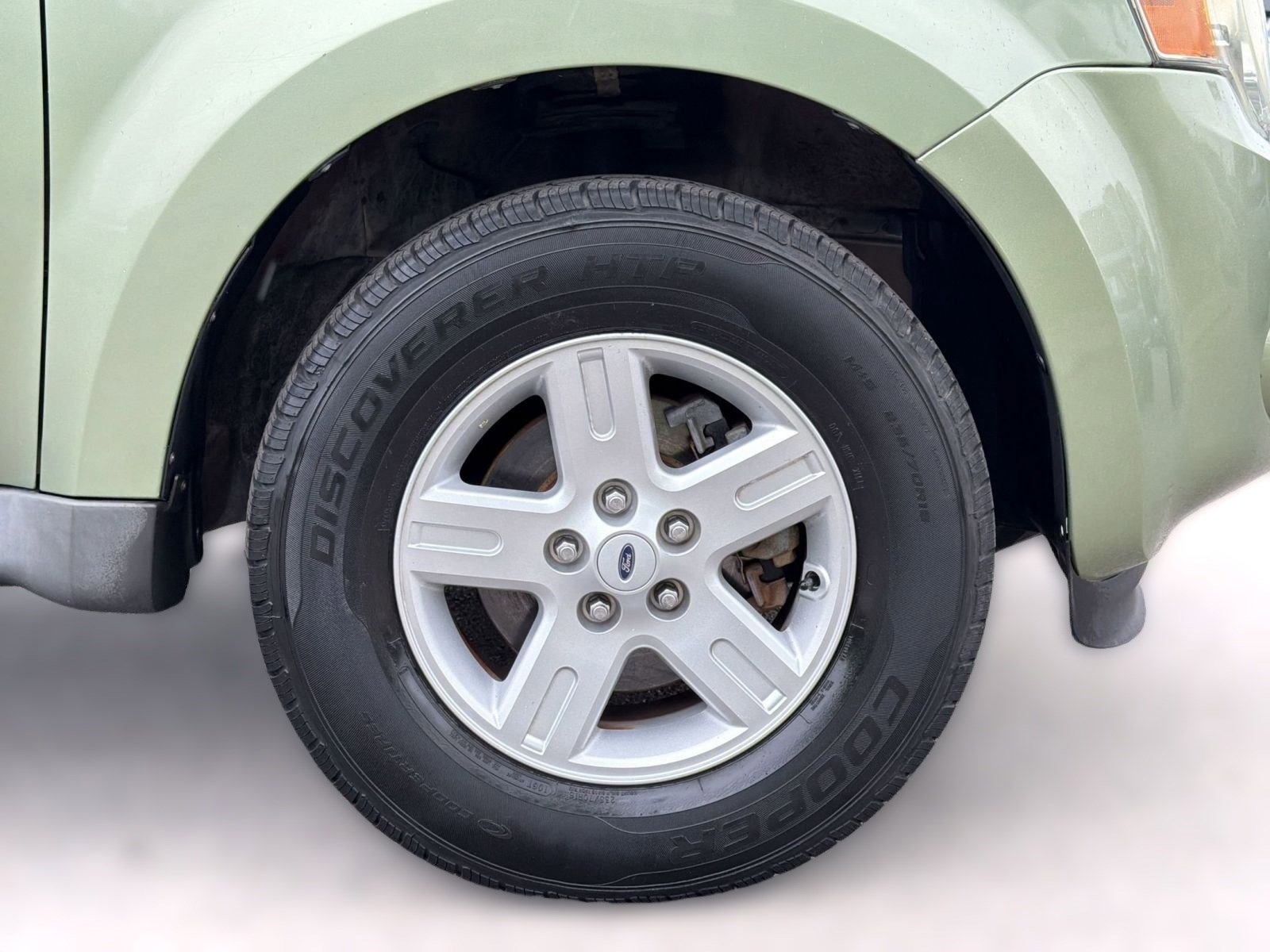 Used 2009 Ford Escape 2WD Hybrid image 12