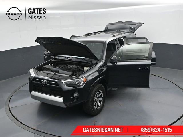 Used 2022 Toyota 4Runner TRD Off-Road AWD/4WD image 49