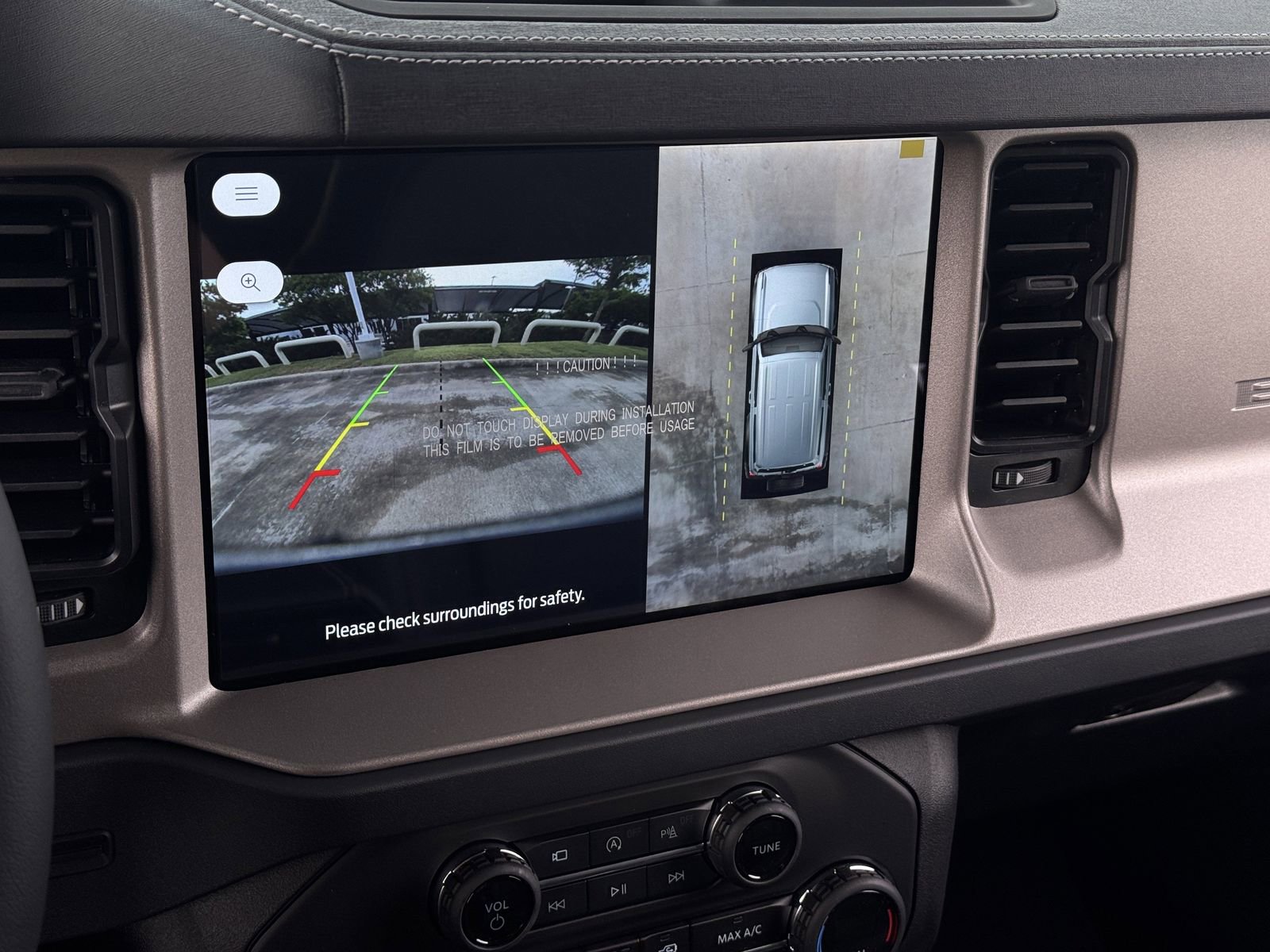 New 2026 Ford Bronco Outer Banks image 16