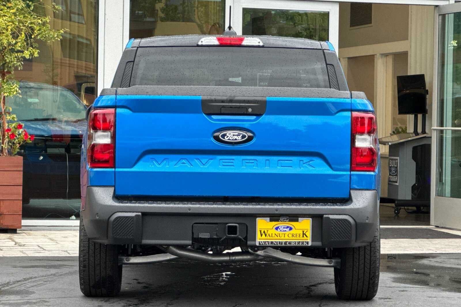 New 2026 Ford Maverick XLT w/ XLT Luxury Package AWD/4WD image 5