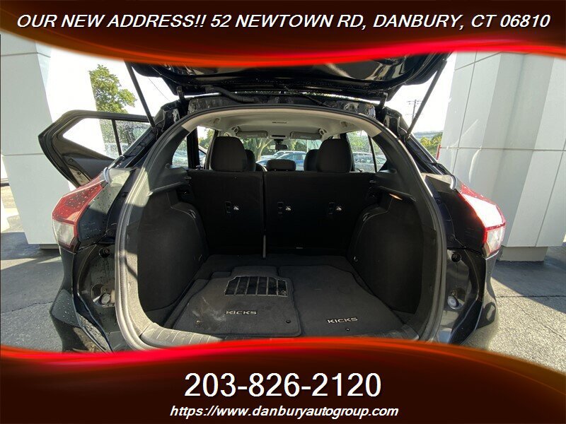 Used 2022 Nissan Kicks SV FWD image 20