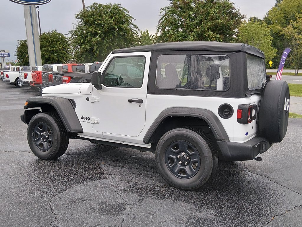 Used 2023 Jeep Wrangler Sport AWD/4WD image 6