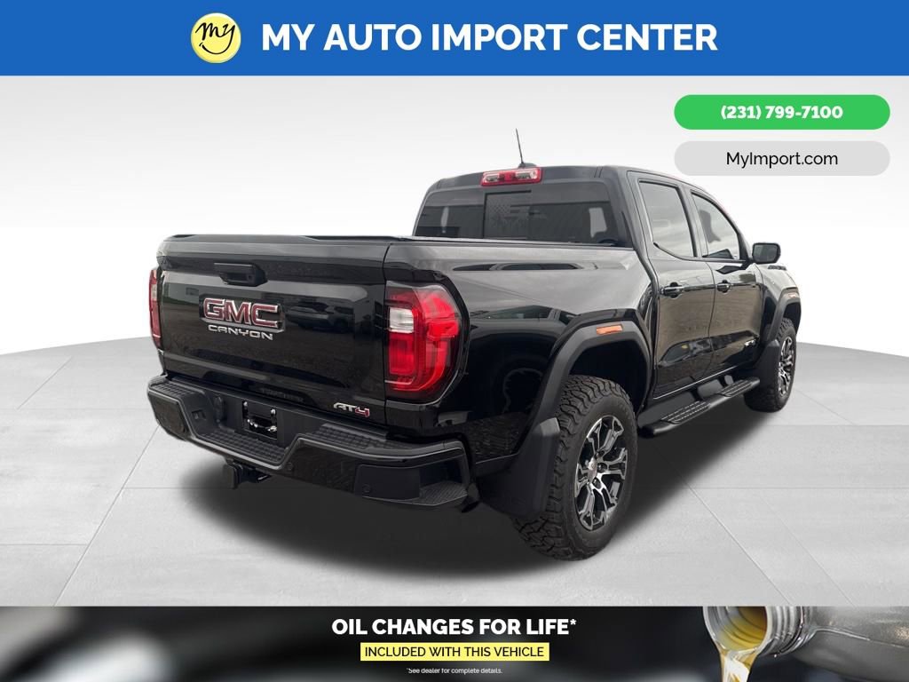 Used 2025 GMC Canyon AT4 w/ AT4 Premium Package AWD/4WD image 5