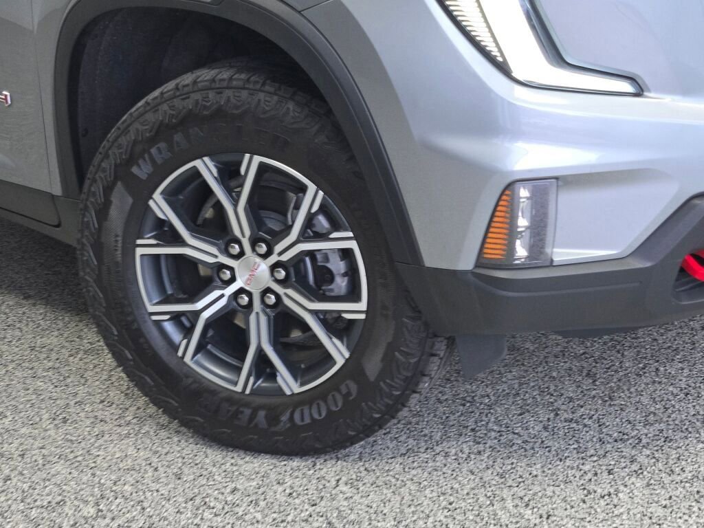 Used 2024 GMC Acadia AT4 w/ LPO, Floor Liner Package image 3