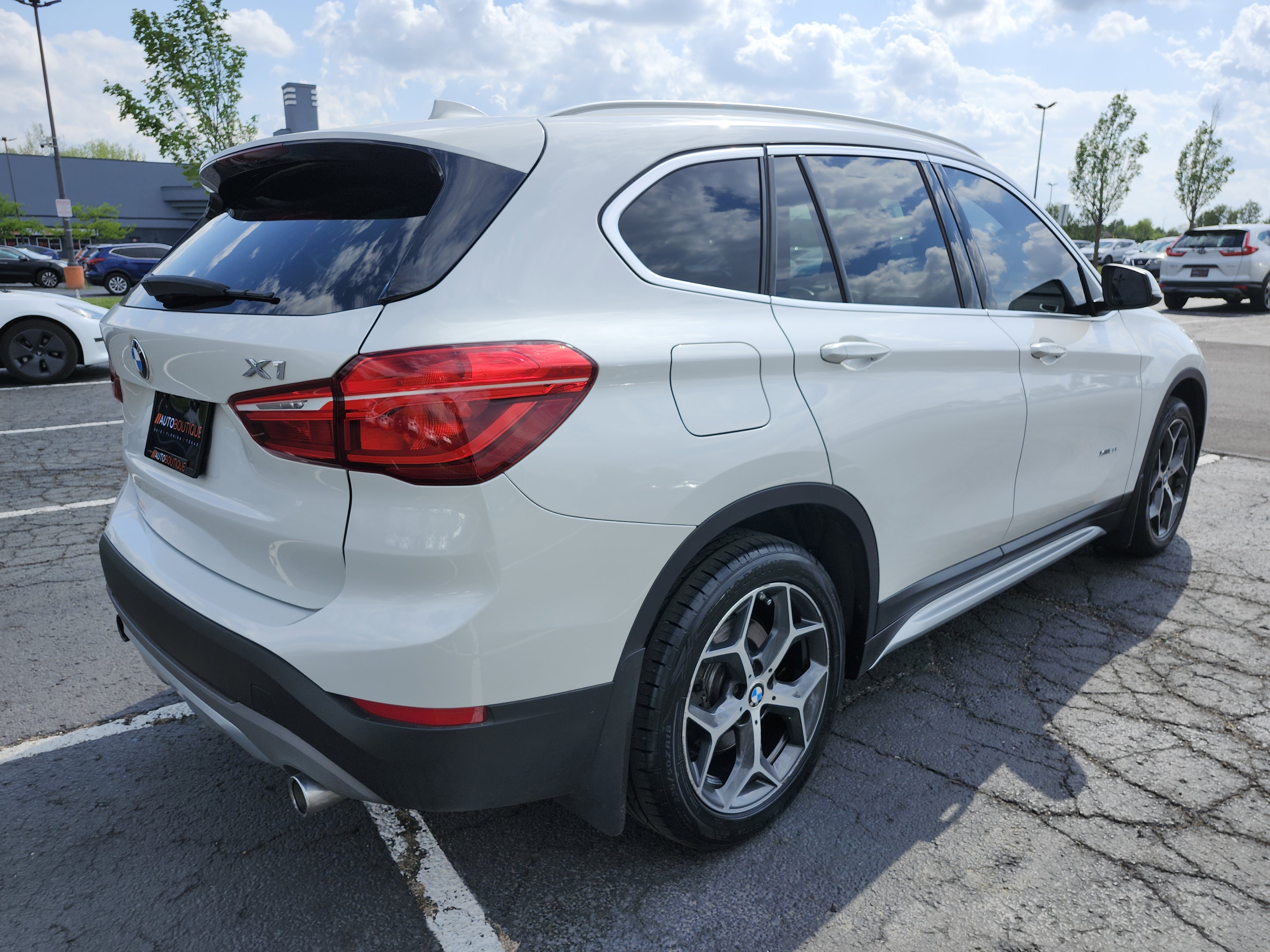Used 2018 BMW X1 xDrive28i AWD/4WD image 19