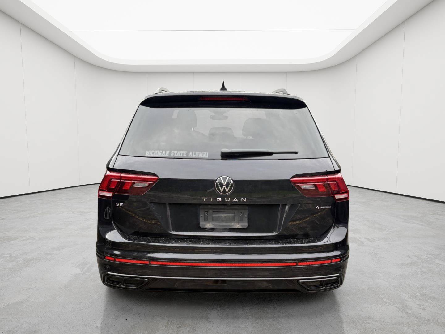 Used 2022 Volkswagen Tiguan SE R-Line AWD/4WD image 5