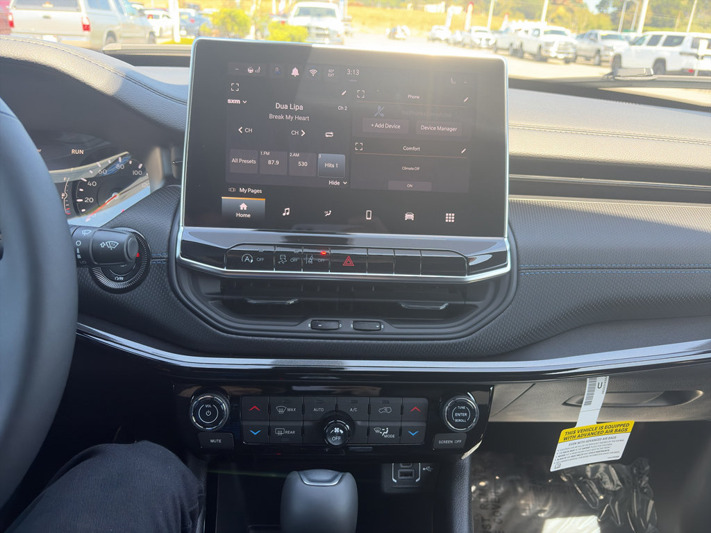 New 2026 Jeep Compass Latitude AWD/4WD image 9