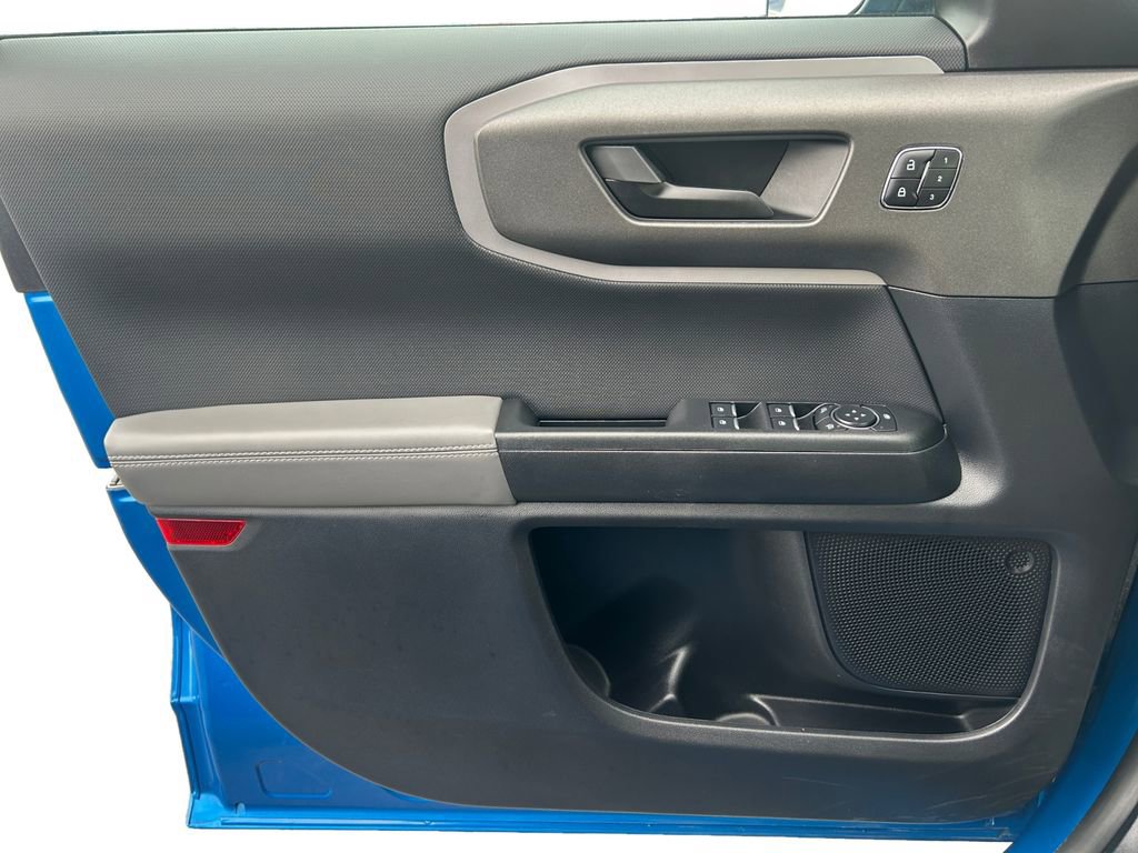 Used 2025 Ford Bronco Sport Badlands image 17