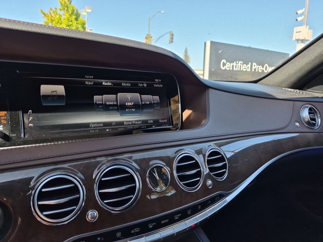 Used 2015 Mercedes-Benz S 550 Sedan image 12