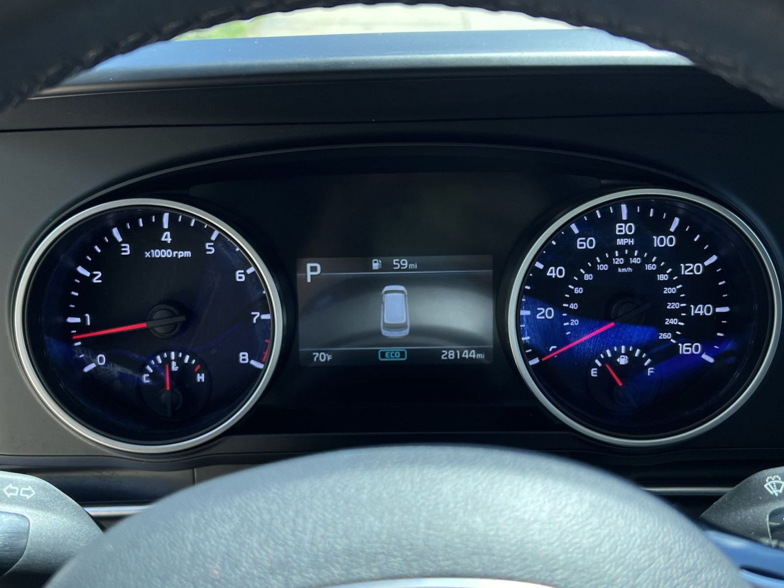 Used 2024 Kia Carnival LX FWD image 30