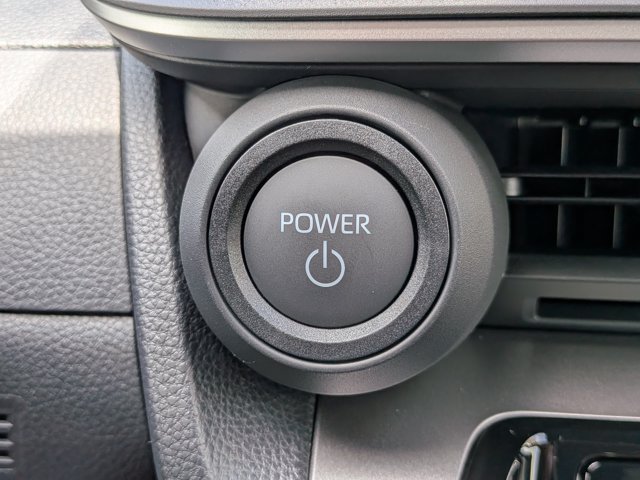 New 2027 Toyota Prius LE FWD image 25